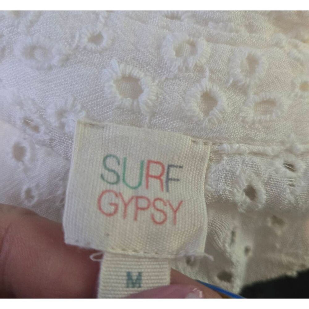 Surf Gypsy Eyelet Top Size Medium Lace Tie Front Beachy Cover Long Sleeve - Picture 7 of 8